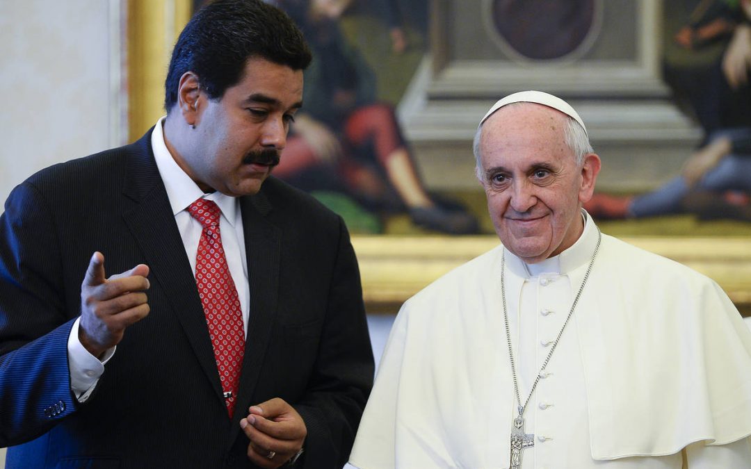 Maduro prosí Papeže o pomoc se situací ve Venezuele