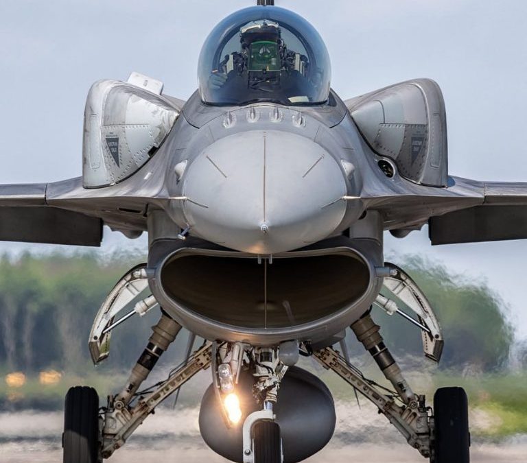Bulharsko zakoupí osm stíhaček F-16V Block 70